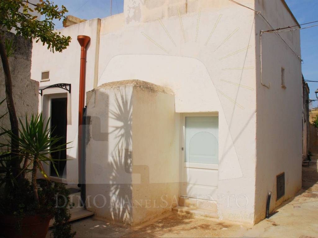 Casa indipendente a Patù in Via Felice Cavallotti, 33 - Foto 2