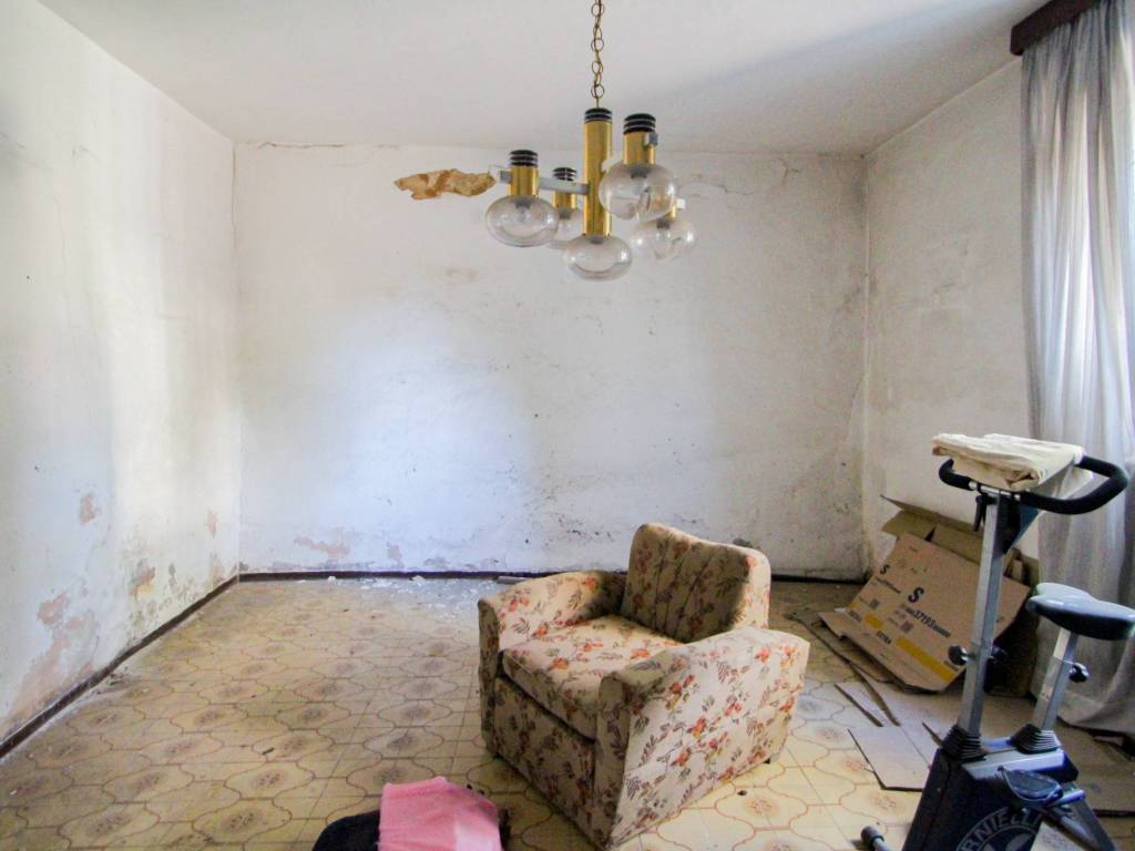 Appartamento a Castiglione olona in Via Monte Cimone, 20 - Foto 5