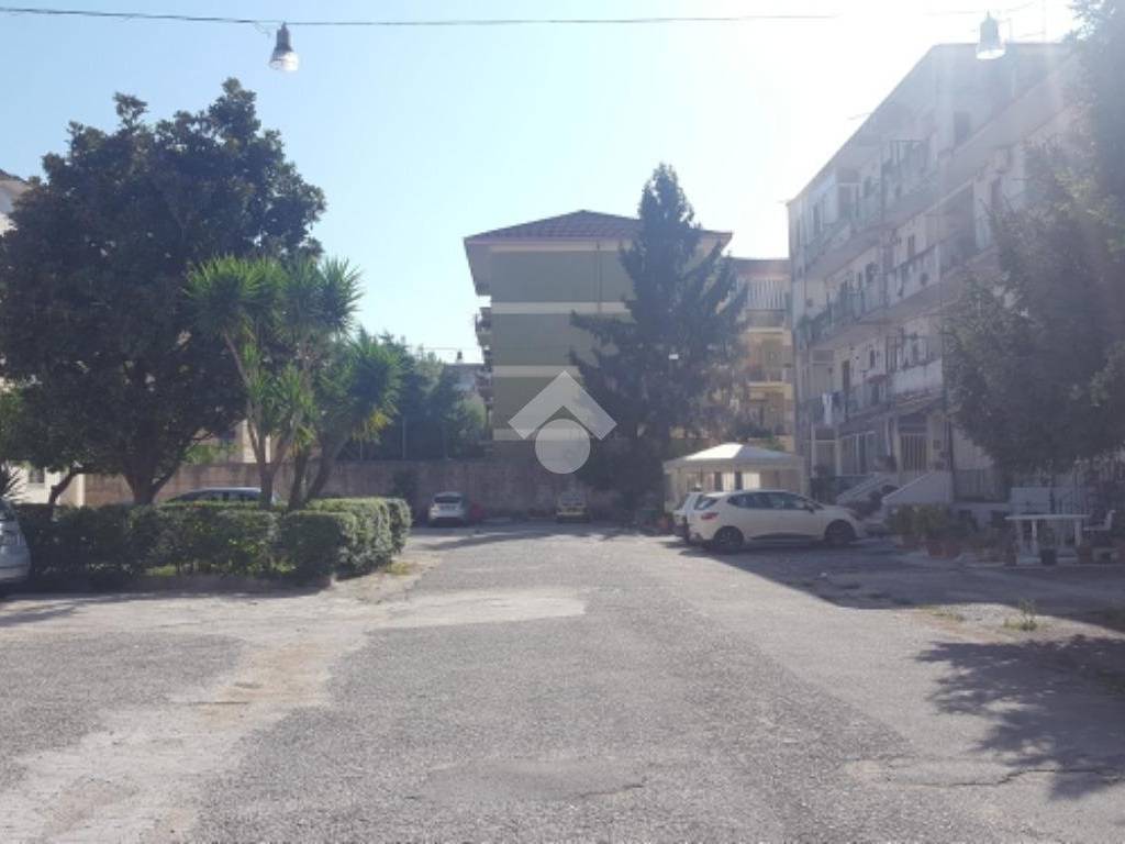 Appartamento a Caserta in Via giulio antonio acquaviva, 47 - Foto 2
