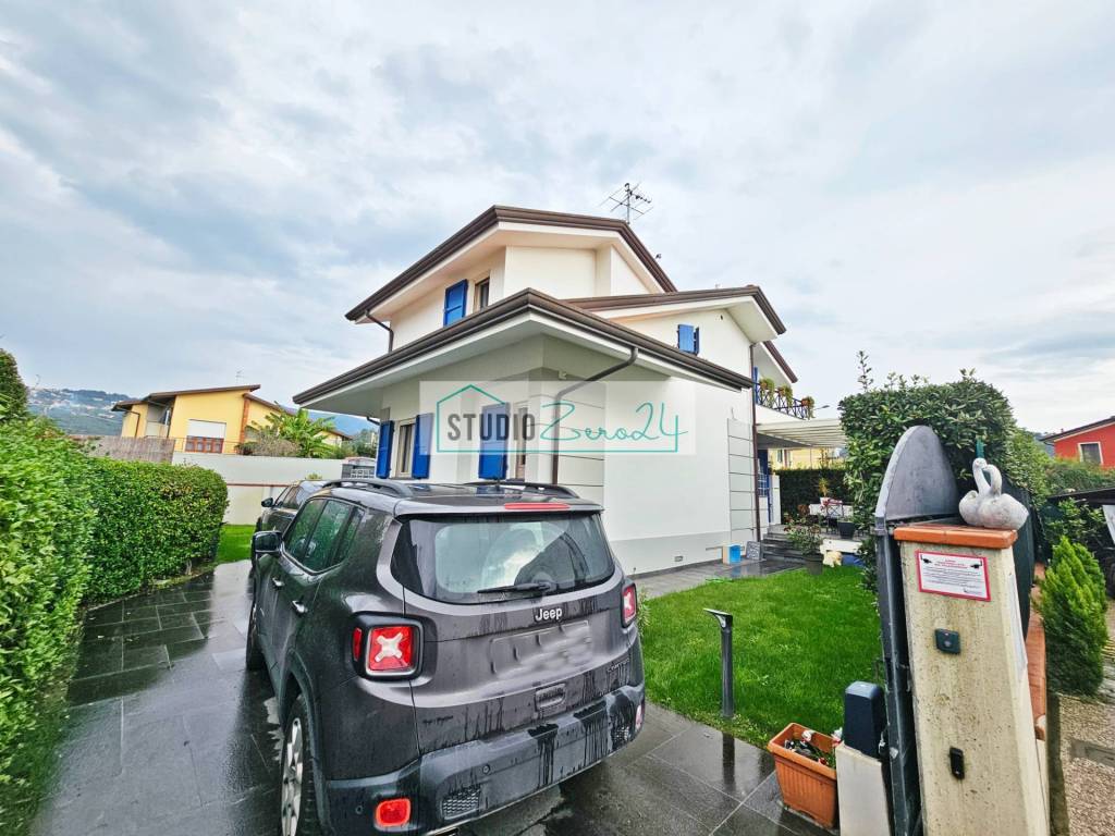 Villa a Massarosa in Via Sarzanese Nord, 5227 - Foto 2