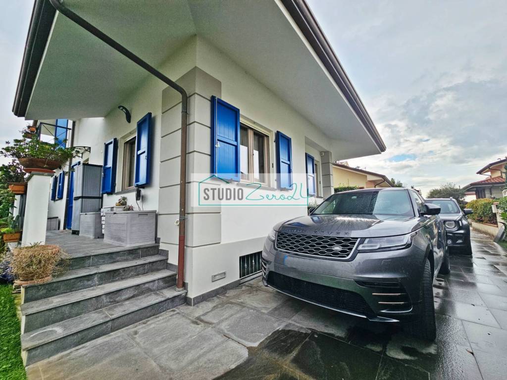 Villa a Massarosa in Via Sarzanese Nord, 5227 - Foto 4