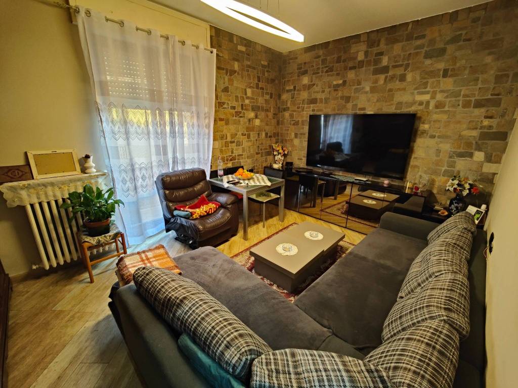 Appartamento a Guardamiglio in Viale Indipendenza - Foto 2