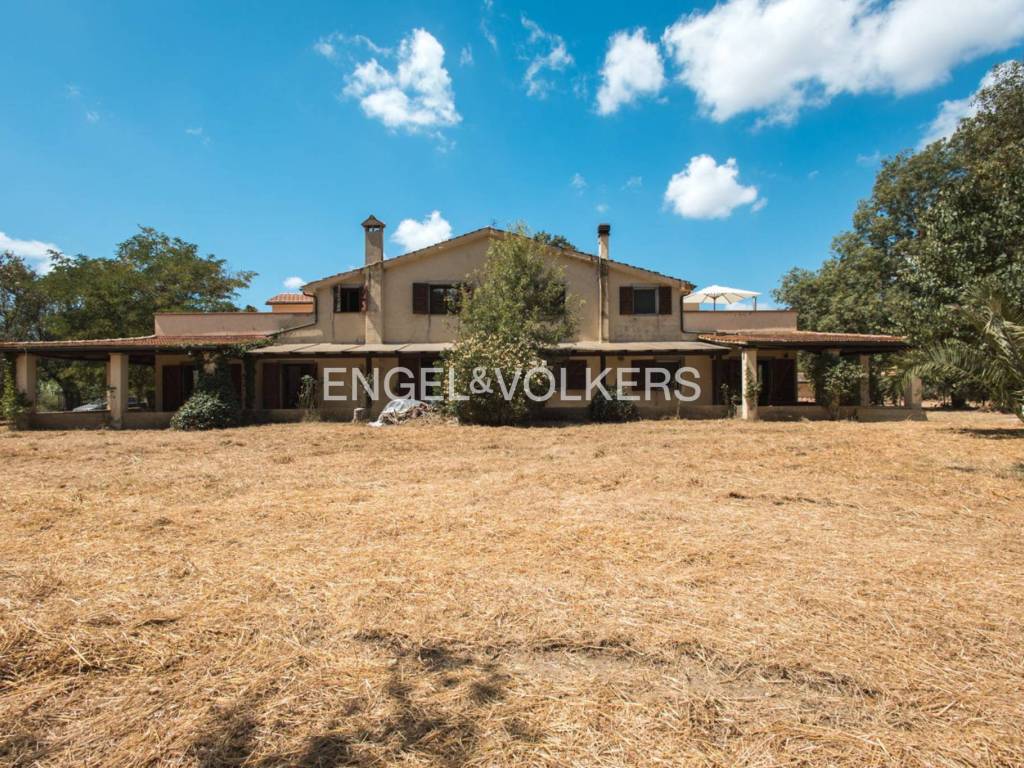 Villa a Manciano in Strada Regionale Maremmana - Foto 2