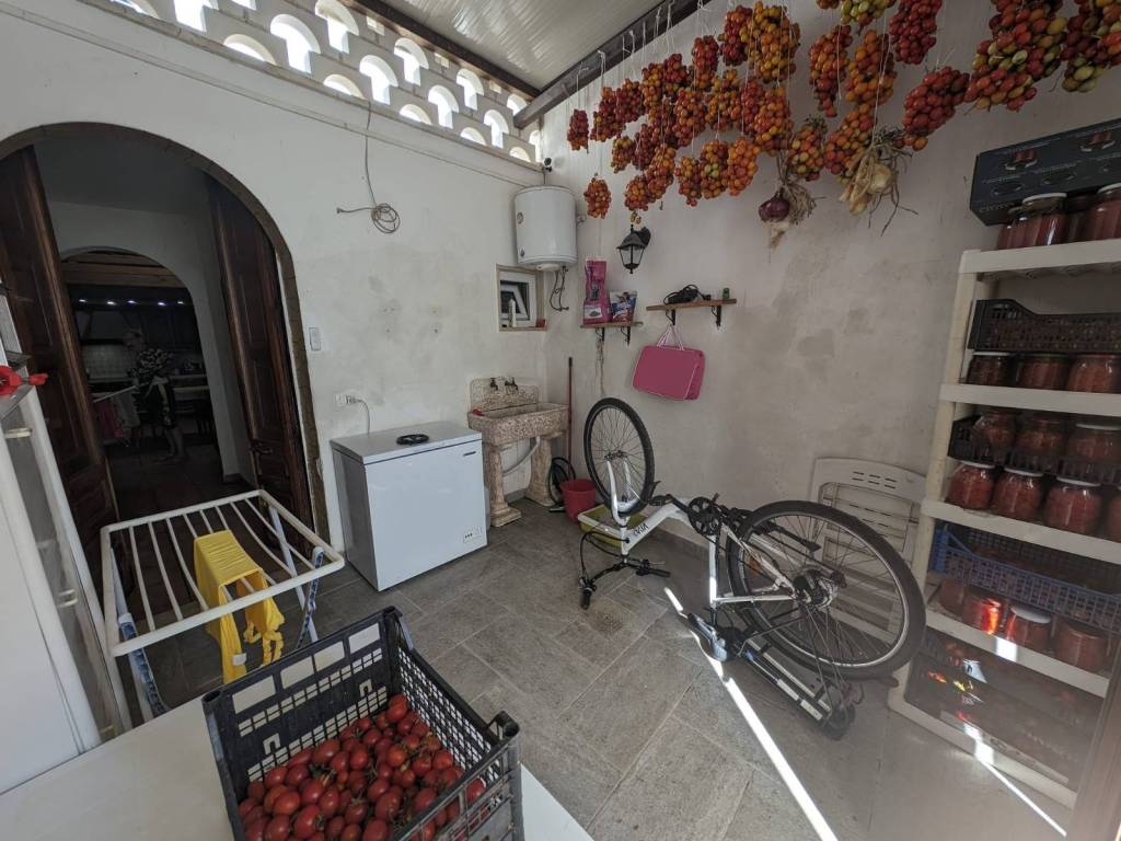 Casa indipendente a Alliste in Via Cesare Battisti - Foto 2