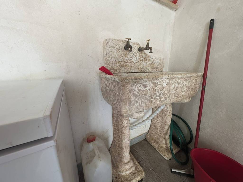 Casa indipendente a Alliste in Via Cesare Battisti - Foto 4