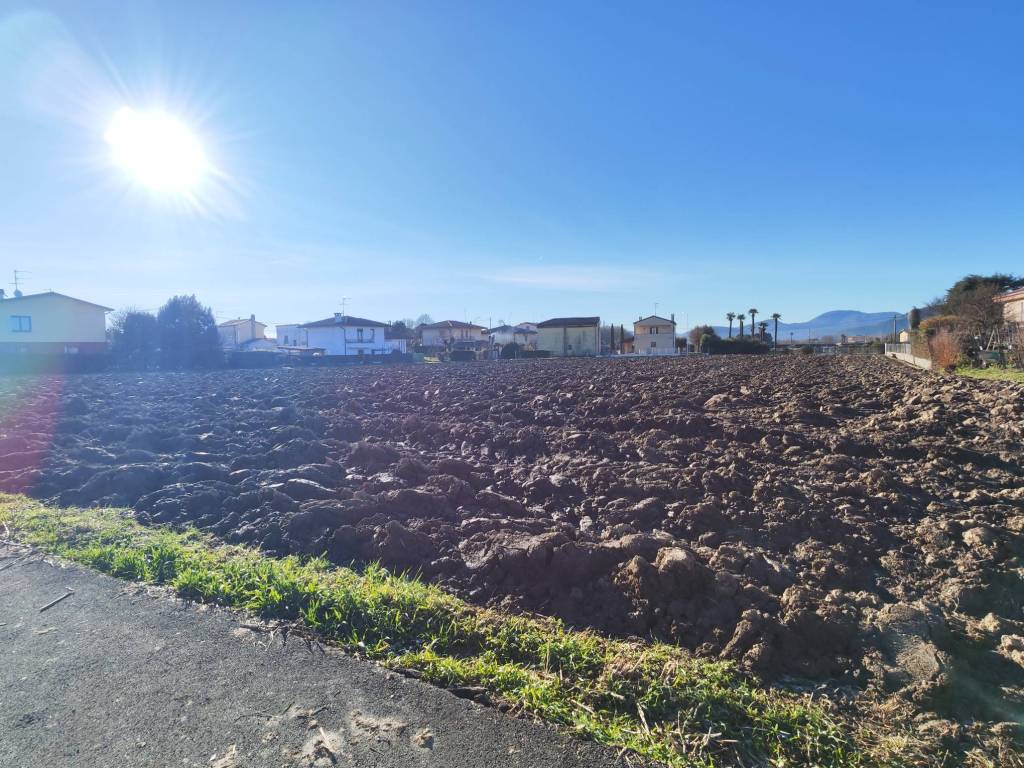 Terreno a Selvazzano dentro in Via Vivaldi - Foto 4