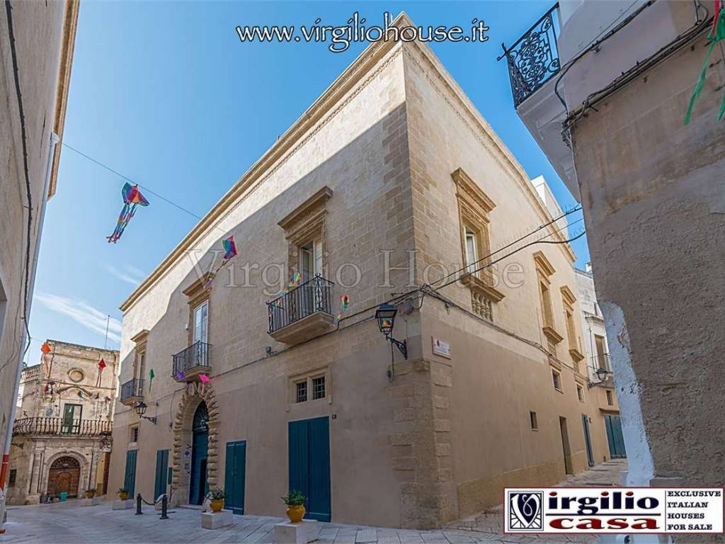 Palazzo / stabile a Grottaglie - Foto 2