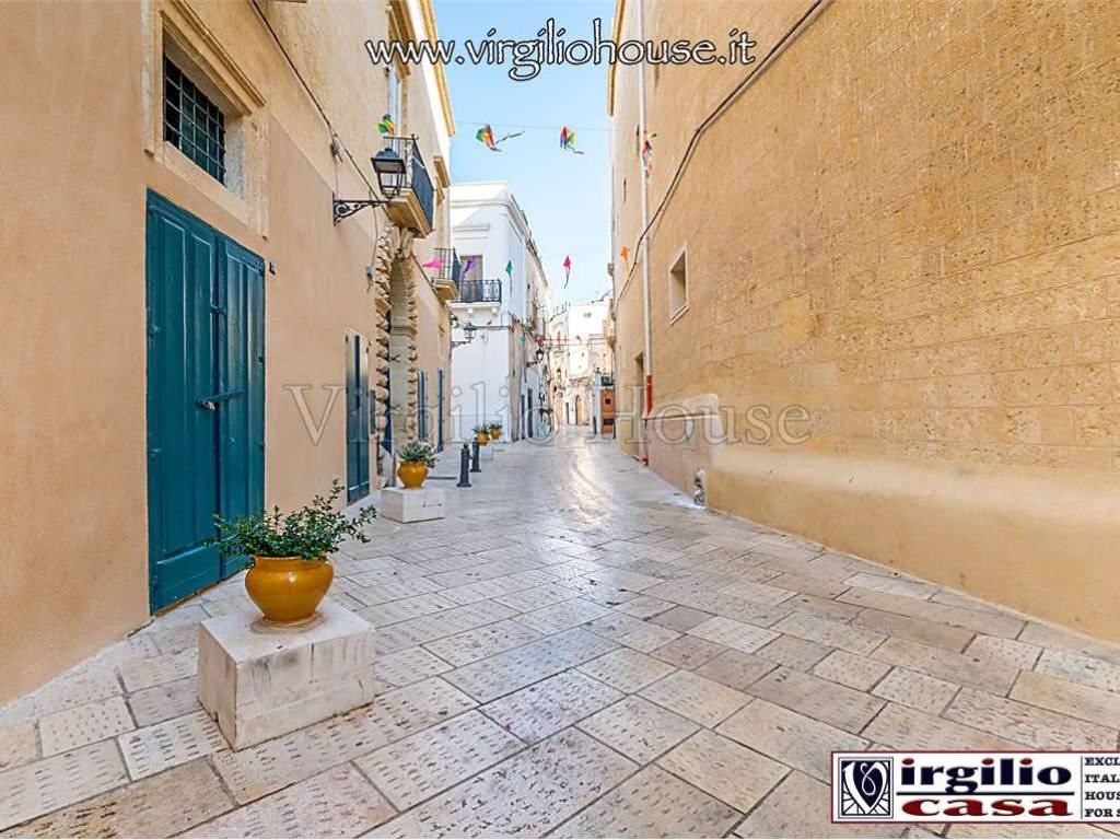 Palazzo / stabile a Grottaglie - Foto 4