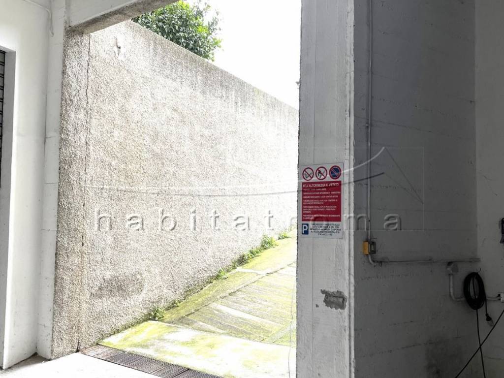 Box / garage a Vado ligure in Via Piave - Foto 2