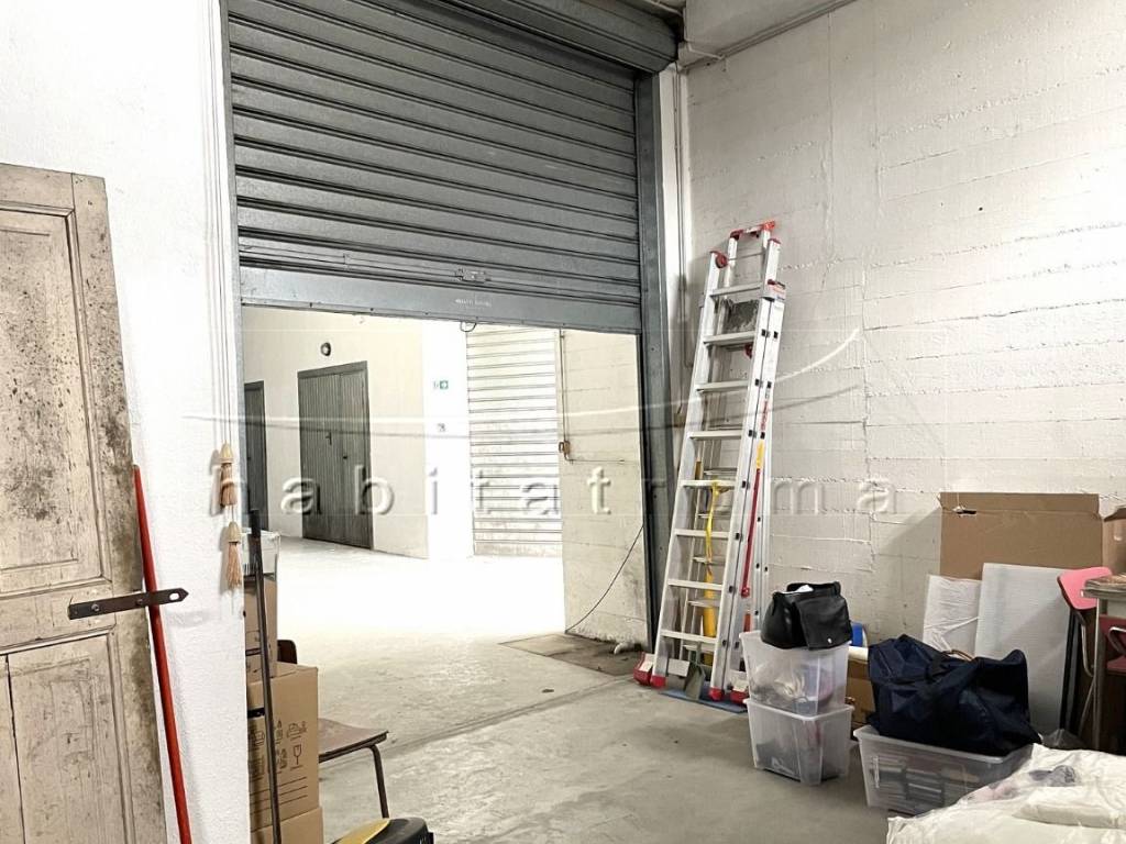 Box / garage a Vado ligure in Via Piave - Foto 4