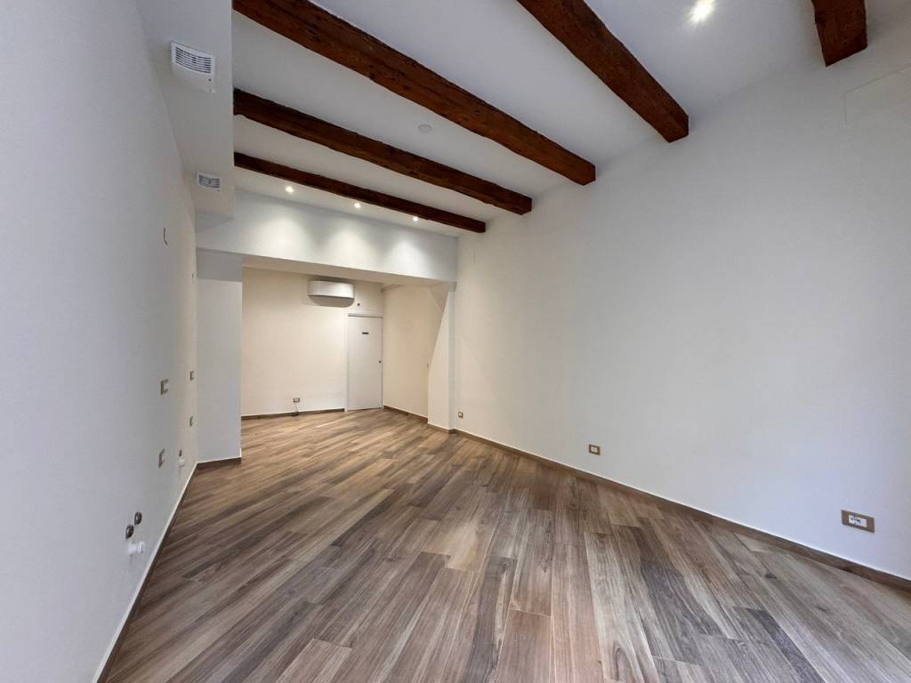 Immobile a Pesaro in corso xi settembre, 130 - Foto 2