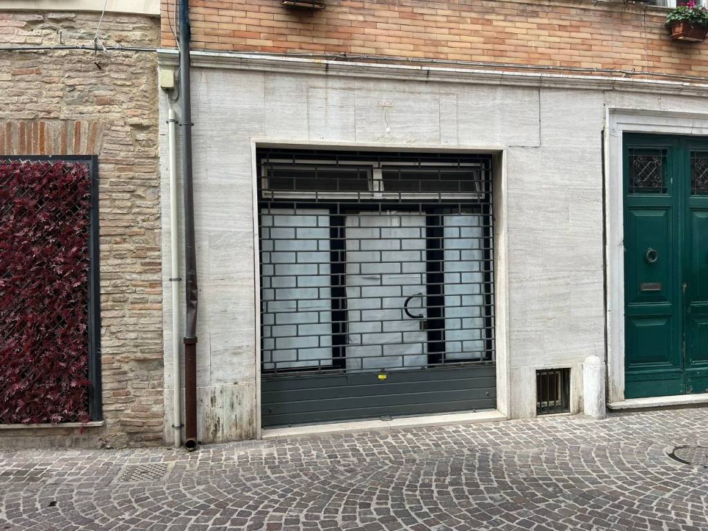 Immobile a Pesaro in Via Abbati, 32 - Foto 2
