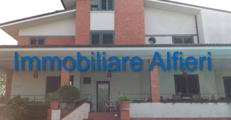 Villa a San nicola manfredi in Via Appia 94 - Foto 3