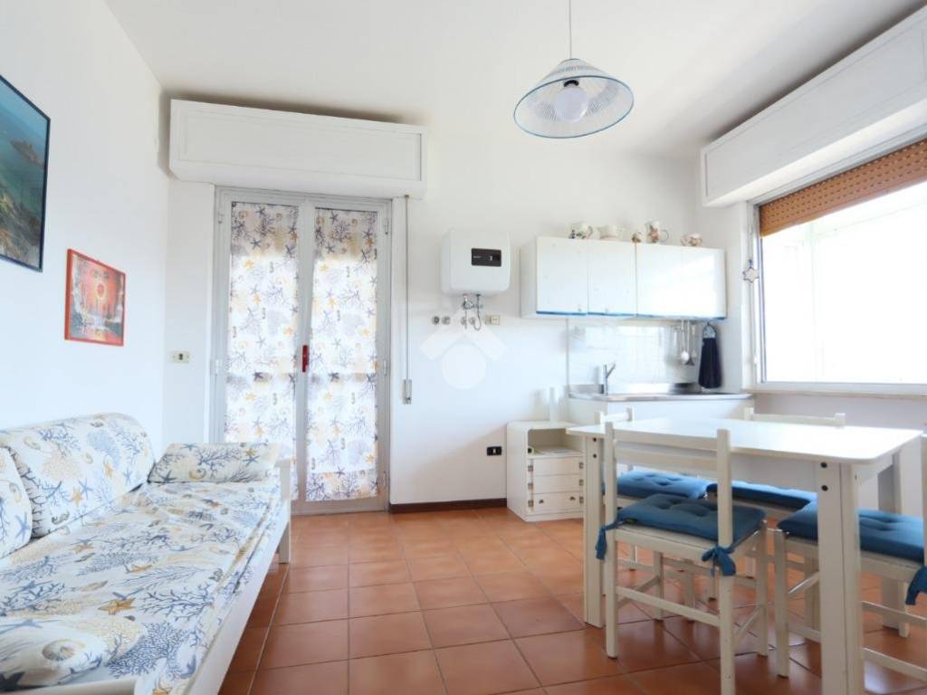 Appartamento a Alba adriatica in Via Gorizia, 35 - Foto 3