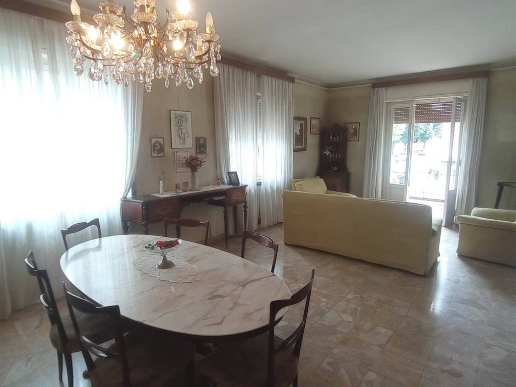 Appartamento a Pistoia in Viale Adua - Foto 2