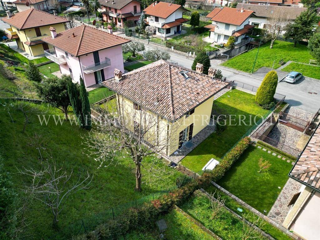 Villa a Cisano bergamasco in via Quinto Alpini, 6 - Foto 2