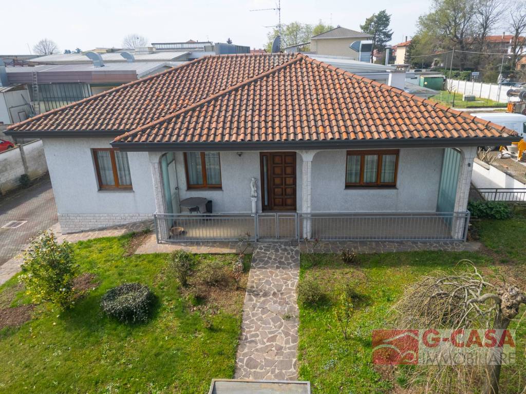 Villa a Busto garolfo - Foto 1