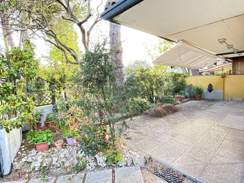 Villa a Ravenna in Viale dei Pioppi - Foto 1