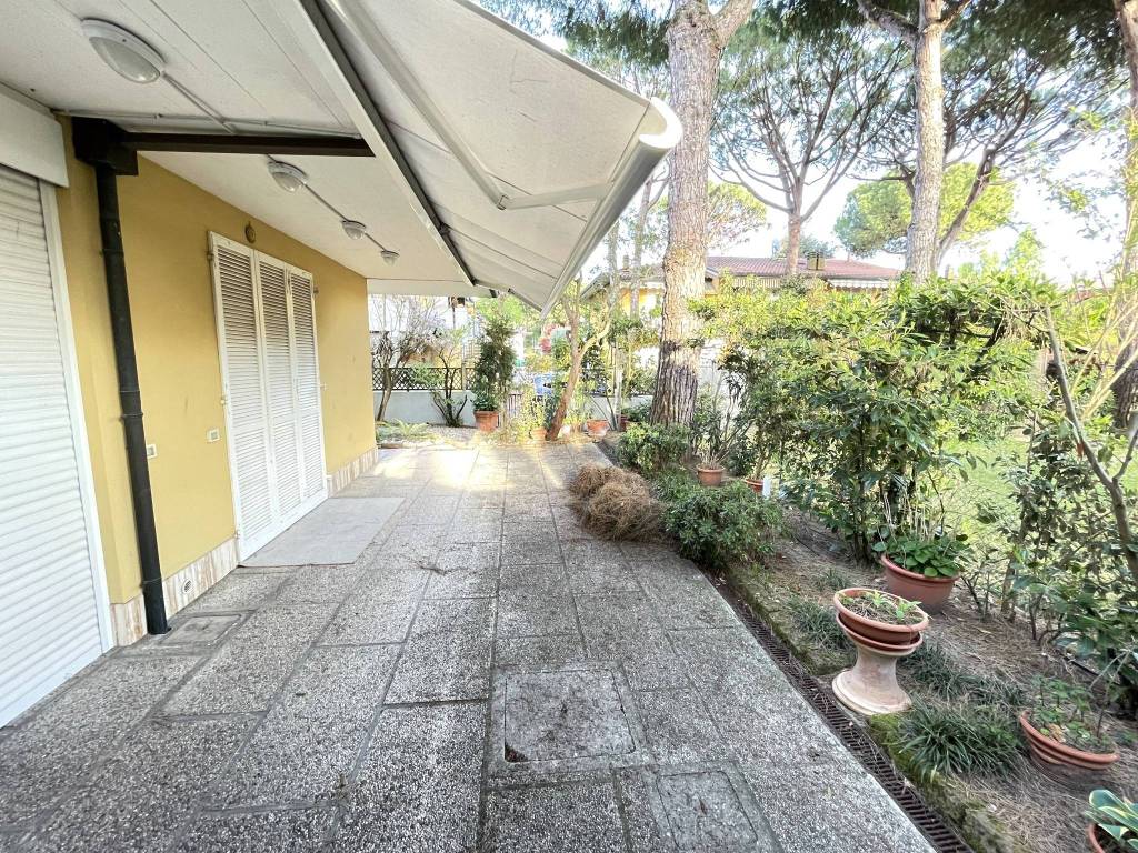 Villa a Ravenna in Viale dei Pioppi - Foto 2