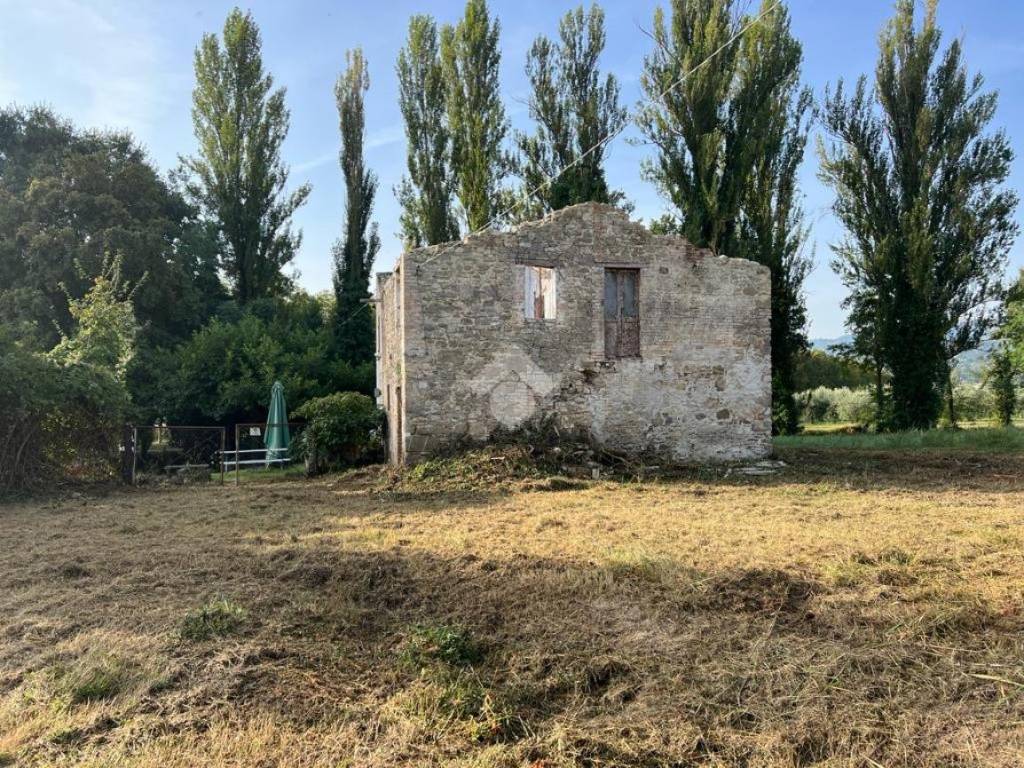 Rustico / casale a Bevagna in Via Cantalupo - Foto 3