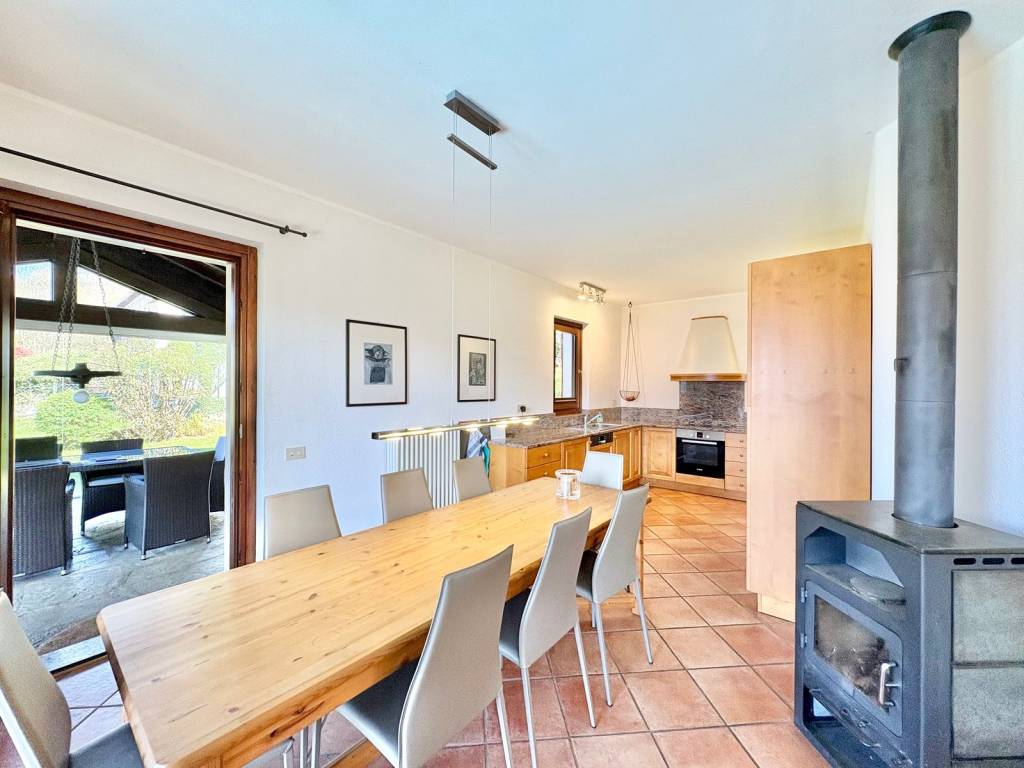 Villa a Castelveccana in Via Europa - Foto 5