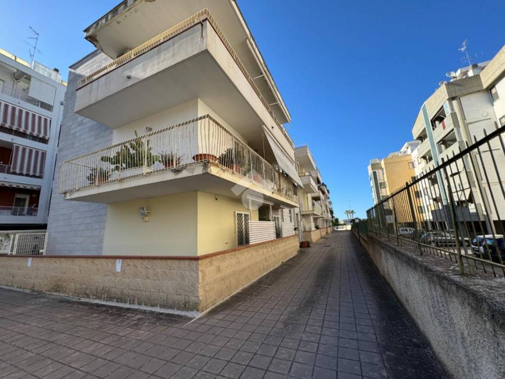 Appartamento a Bari in Via Nazionale di Palese, 10 - Foto 5