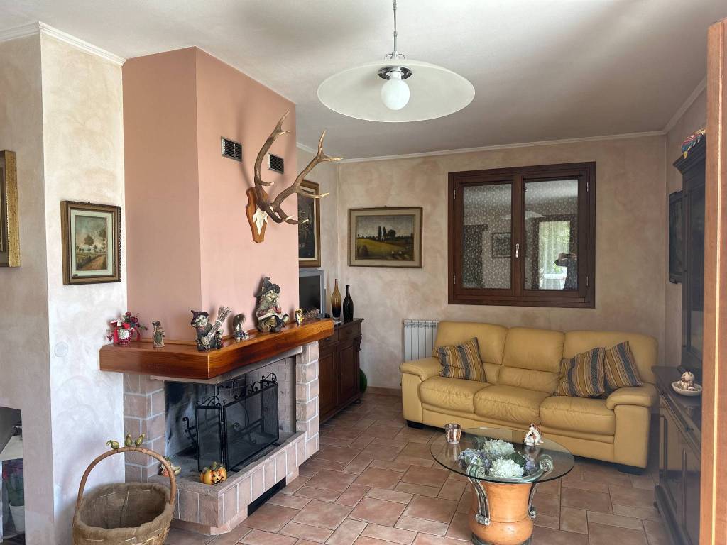 Villa a Vallebona in Via San Sebastiano - Foto 2