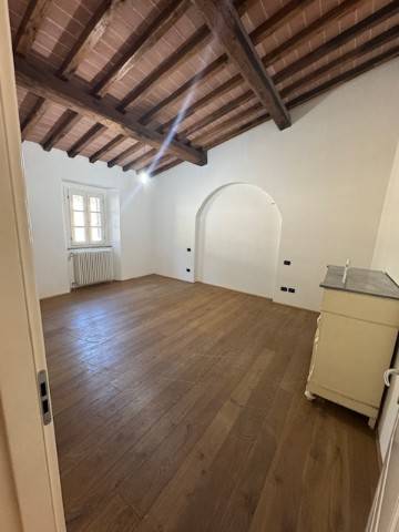 Casa indipendente a Poggio a caiano in Via Lorenzo il Magnifico - Foto 5