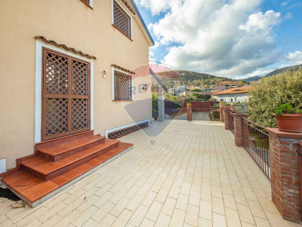 Villa a Aci sant'antonio in via Sotto Monterosso, 13 - Foto 5