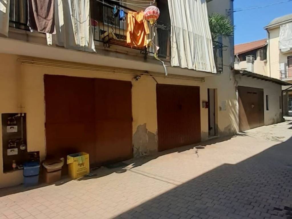 Appartamento a Cameri in Via Camillo Benso di Cavour, 24 - Foto 4