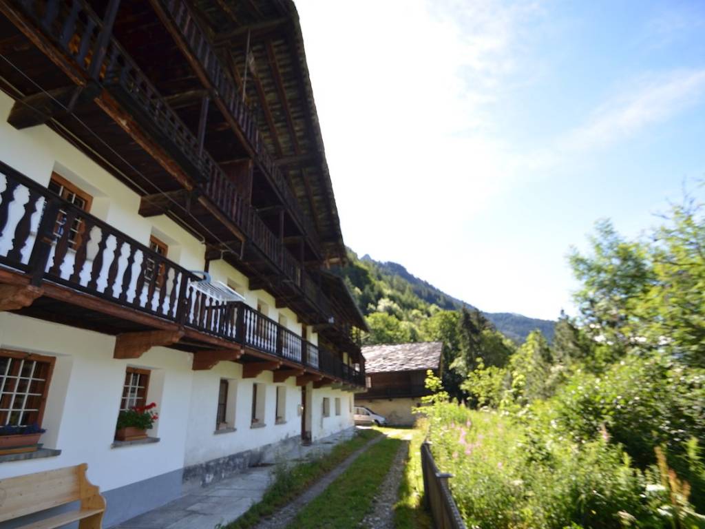 Casa indipendente a Gressoney-saint-jean in Località Obro Verdebio, 6 - Foto 2