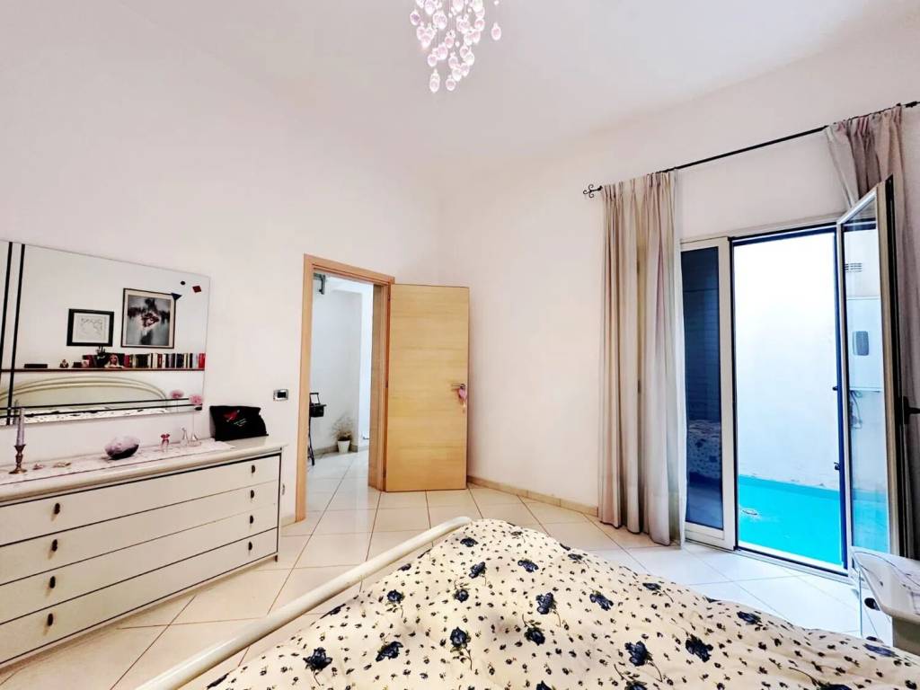Villa a Vittoria in Via Fratelli Briganti S.N.C. - Foto 2
