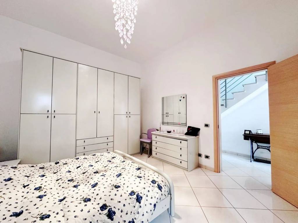 Villa a Vittoria in Via Fratelli Briganti S.N.C. - Foto 4