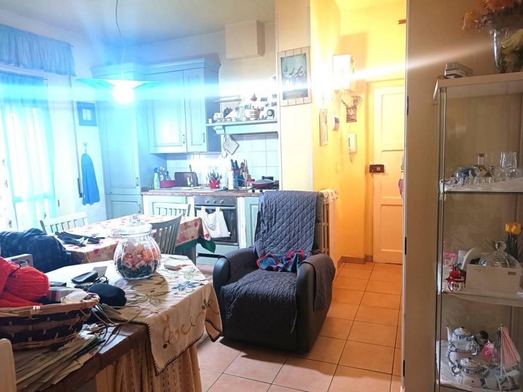 Appartamento a Pontedera in Piazza Billeri S.N.C. - Foto 2