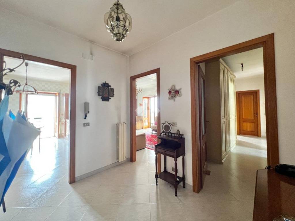 Appartamento a Ceglie messapica in Via Giuseppe Tomasi di Lampedusa, 3 - Foto 3