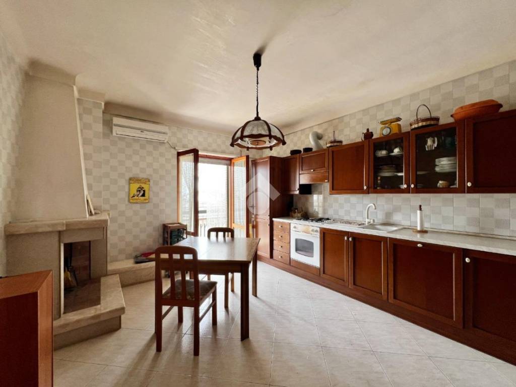 Appartamento a Ceglie messapica in Via Giuseppe Tomasi di Lampedusa, 3 - Foto 4