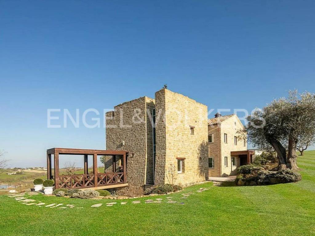 Villa a Tolentino in Contrada Divina Pastora - Foto 3