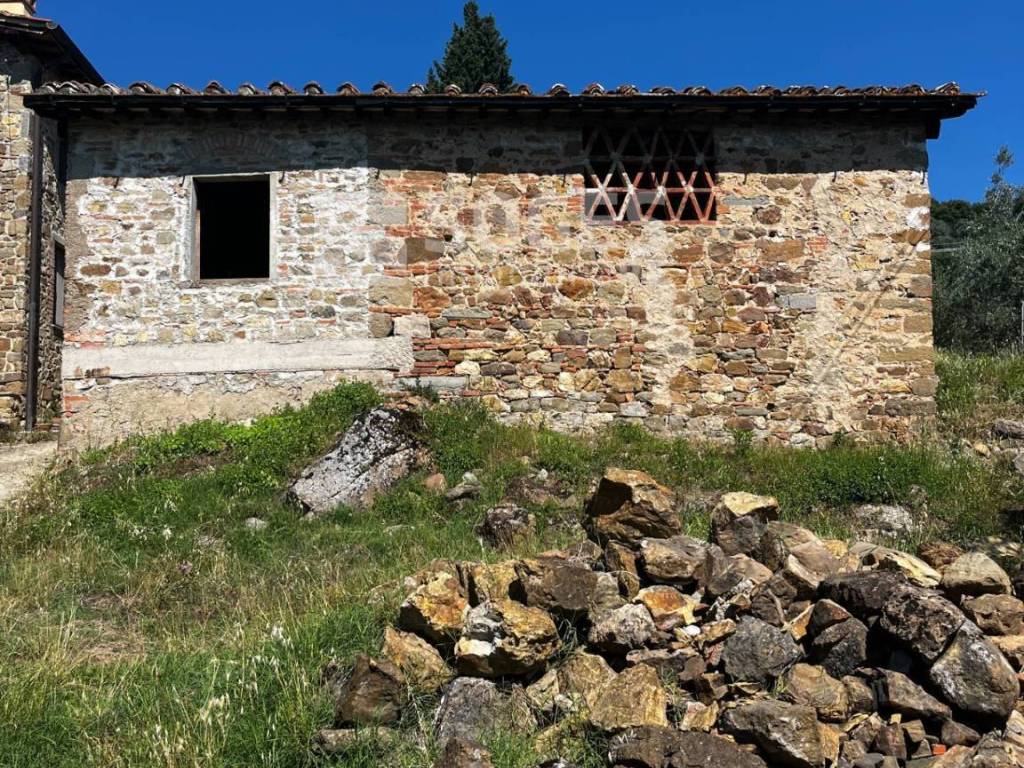 Rustico / casale a Cavriglia in ferrale del bondi - Foto 2