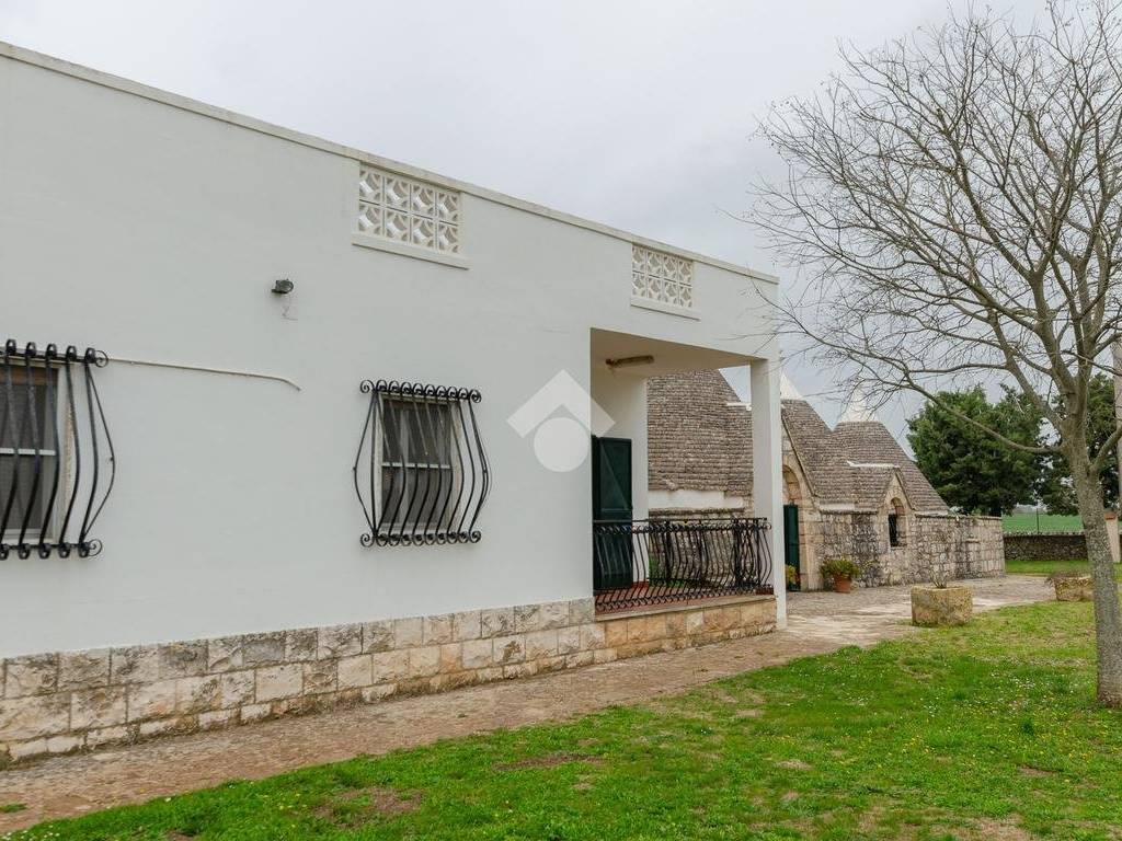 Villa a Gioia del colle in Strada Vicinale Corte Lirice - Foto 4