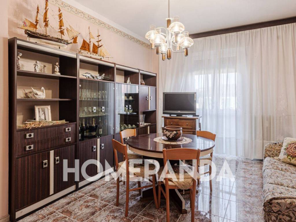 Appartamento a Vercelli in Via Leonardo Walter Manzone, 16 - Foto 2