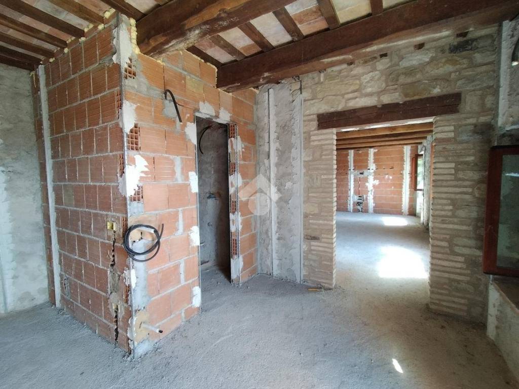 Rustico / casale a Gualdo tadino in Pieve di Compresseto - Foto 5