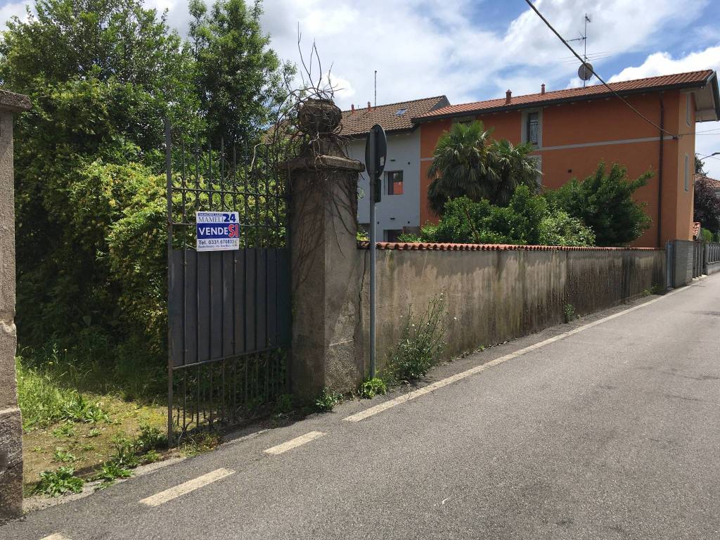Villa a Gorla minore in Via Edmondo De Amicis, 16 - Foto 3