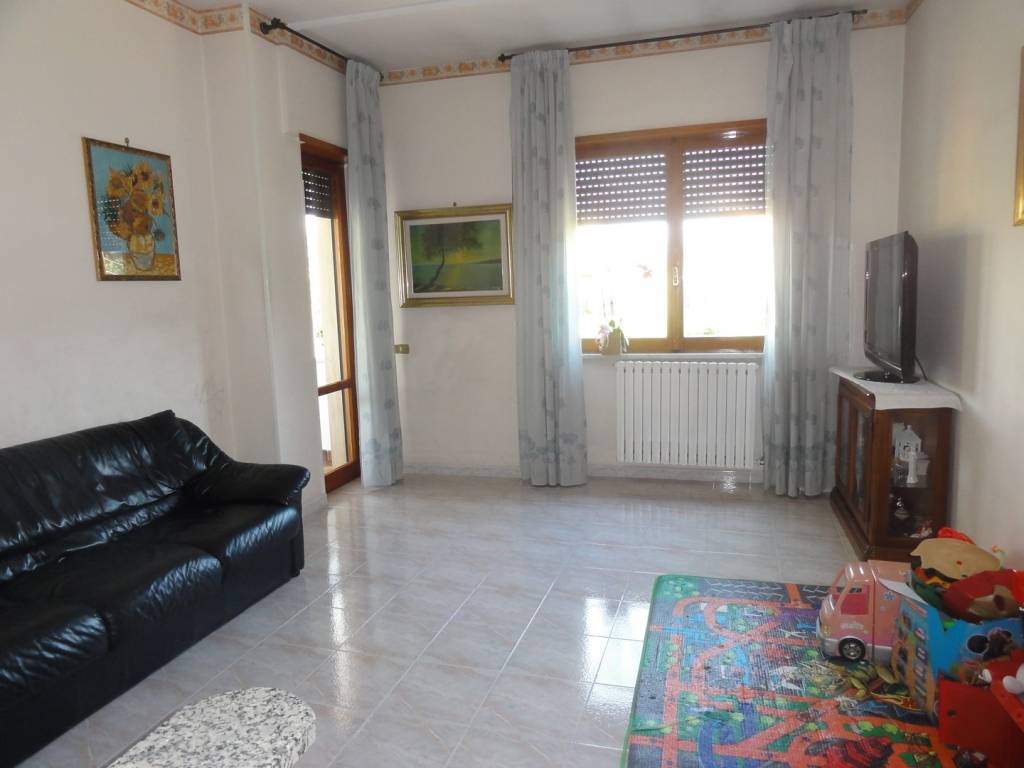 Appartamento a Ceccano in Via per Frosinone - Foto 4