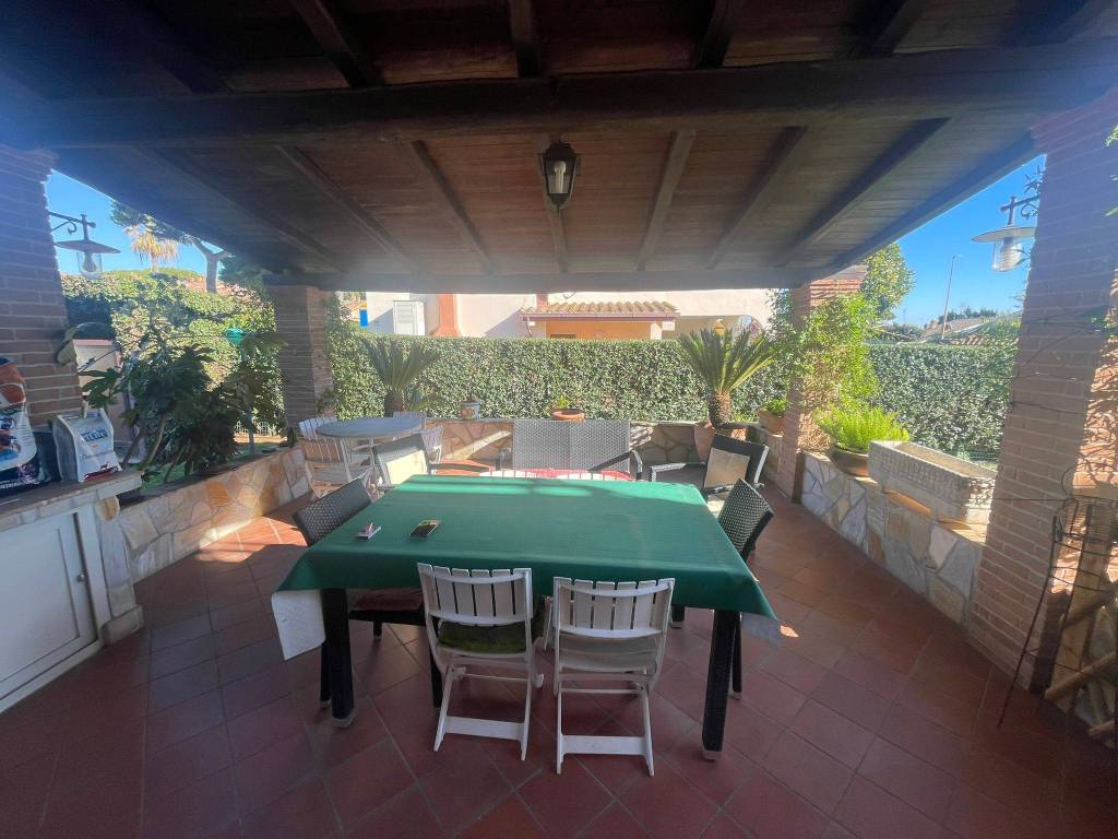 Villa a Ladispoli in Via dei Pesci - Foto 3