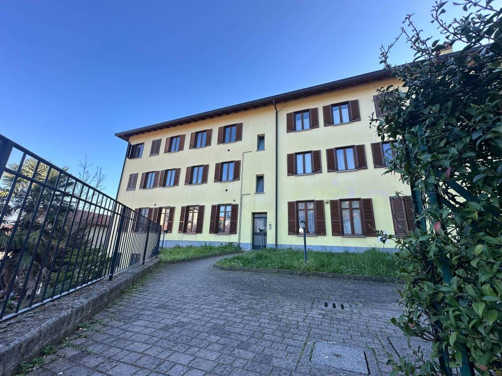 Appartamento a Montano lucino in Via San Giorgio - Foto 3