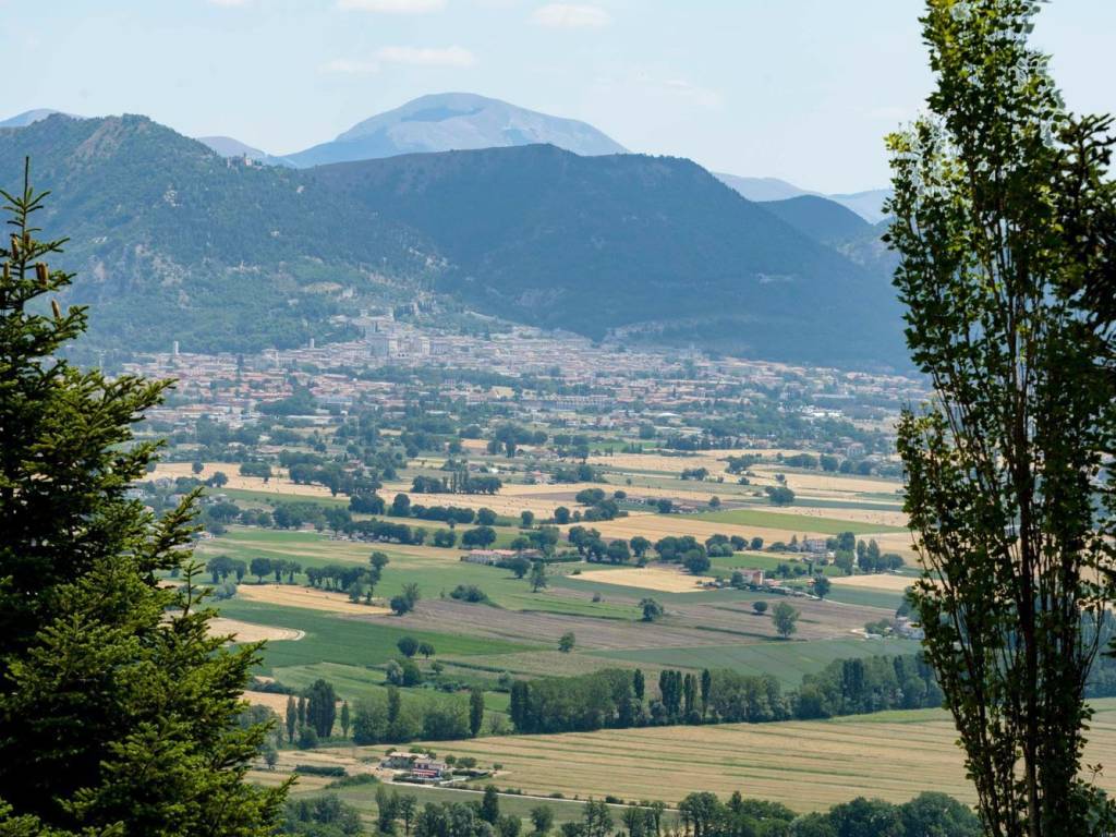 Rustico / casale a Gubbio in San Martino In Colle S.N.C. - Foto 2