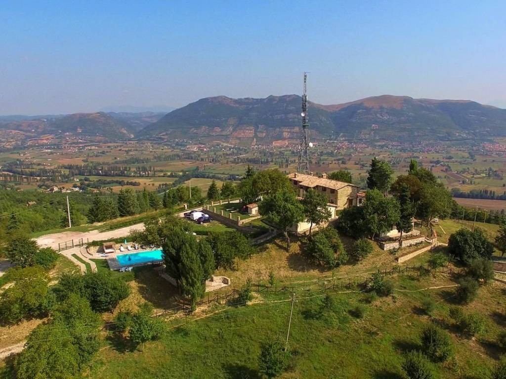 Rustico / casale a Gubbio in San Martino In Colle S.N.C. - Foto 5