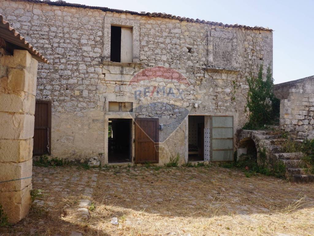 Rustico / casale a Ragusa in CONTRADA RENNA - Foto 2