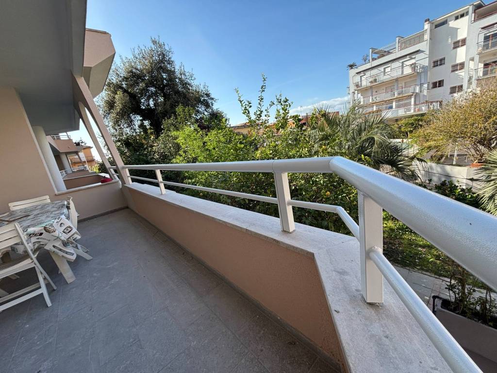 Appartamento a Sabaudia in Via Belgio, 3 - Foto 2