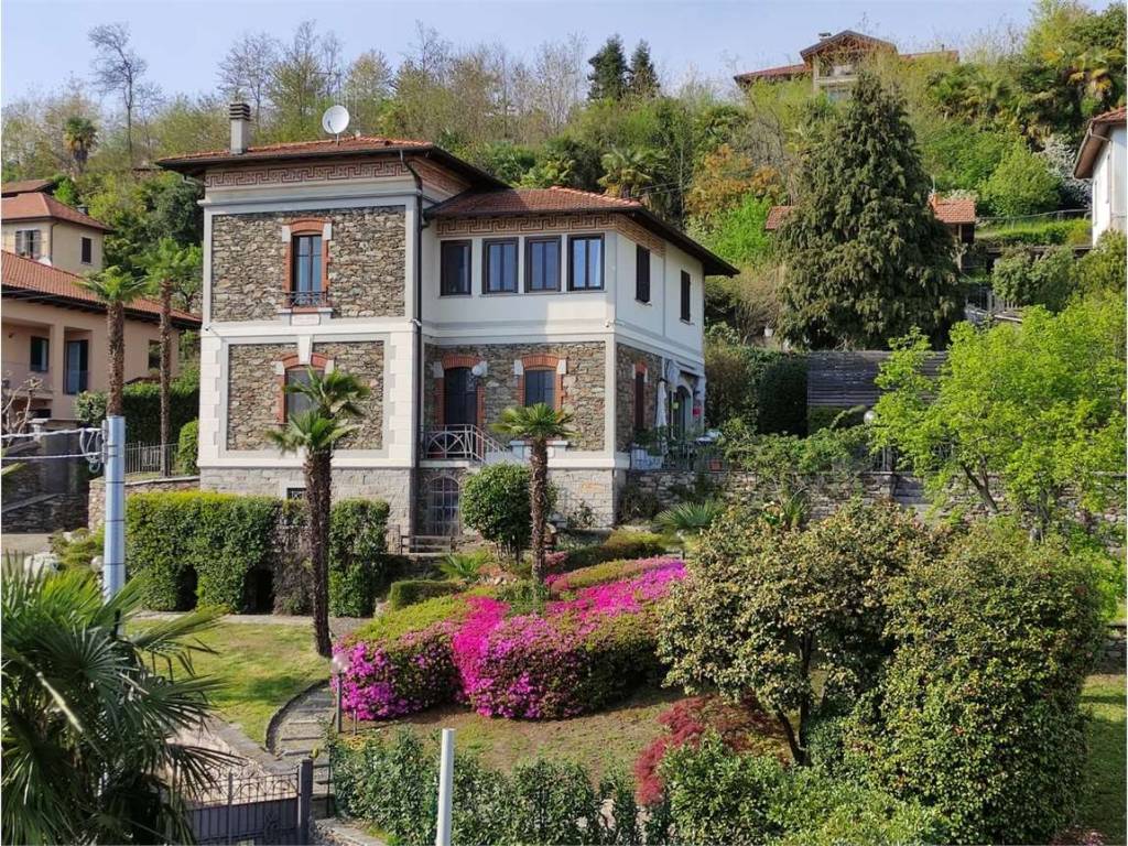 Villa a Verbania in Via Zappelli, 22 - Foto 3